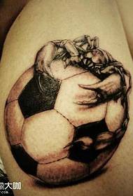 腿個性足球紋身圖案