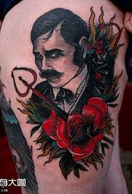 takwimu ya mguu rose tattoo