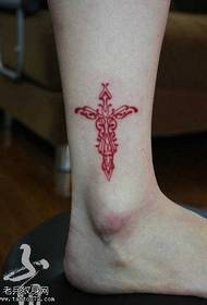 leg maliit na klasikong pattern ng red totem tattoo