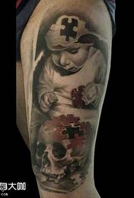 padrão de tatuagem de criança de pernas