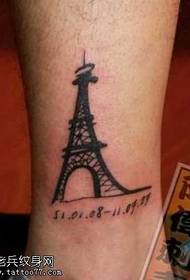 prachtige Parijse toren tattoo patroon