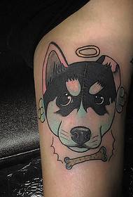 personalità simpatica del modello del tatuaggio del cucciolo di colore interessante