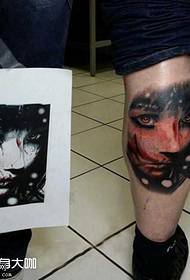 жінка татуювання візерунок