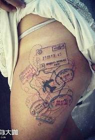 Modello tatuaggio gamba piccolo aereo