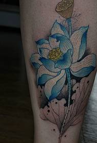 tatuatge de lotus de color per a les cames de bon aspecte