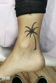 Lábfa tetoválás minta