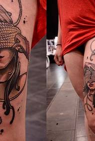 láb tetovált nő tetoválás minta