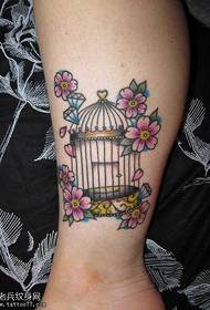 bo patrón de tatuaxe de flores de gaiola de aves