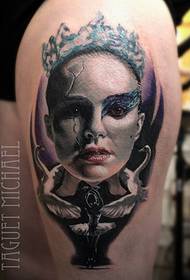 Padrão de tatuagem de mulher de gelo assustador