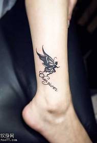 disegno del tatuaggio gamba elfo