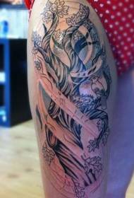 modello di tatuaggio albero gamba bianco e nero