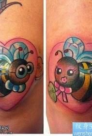 noga slatka konja pčela tetovaža uzorak