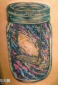 Нога космічні татуювання візерунок