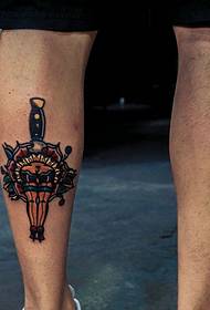 kojos Amerikos spalvos durklo tatuiruotės paveikslėlis