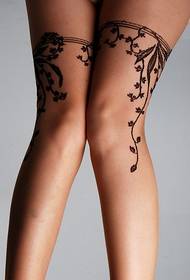 moteriškos kojos totemo modelis