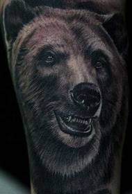 pola tato berkaki grizzly