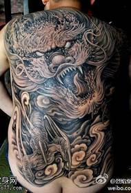 Modèle de tatouage de dragon dominateur complet