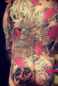 Voller klassesch an honn Chinesesch Draach Tattoo