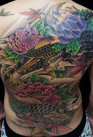 Squid is one of the most representative patterns in traditional tattoos.