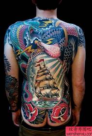 Taispeántas Tattoo, mol tatú sailboat dath iomlán