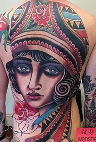 Spettacolo di tatuaggi, consiglia un tatuaggio ritratto a schiena piena