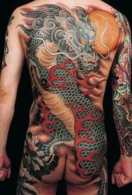 Einhorn-Tattoo mit vollem Rücken für Herren