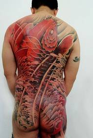 Atmosfærisk smuk tatovering med tilbage blæksprutter