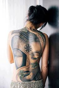 一個美麗的女人背面的佛紋身
