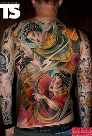 Tatuaxes clásicas de xeisha xaponesas con respaldo completo