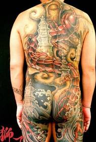 Tatuaggio schiena piena di personalità