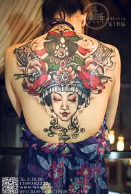 Yunnan təəssüratı tam arxa portret döyməsi