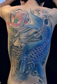 Klasszikus szép teljes hámozott tintahal tetoválás