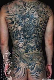 Ajánljon egy uralkodó hátú Guan Guan tetoválást. A Guan Yu tetoválás mintája az Ön számára működik