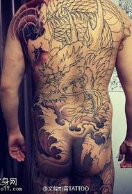 Modello tatuaggio totem drago con schiena piena