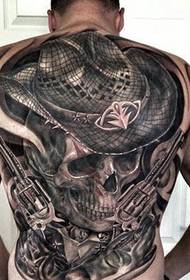 Trendy tattoo met volledige rug