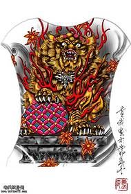 Padrão de tatuagem nas costas cheia de leão
