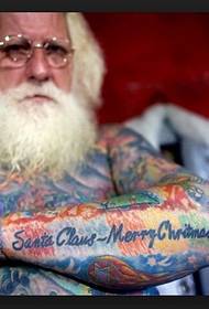 Супер симпатична целосна шема на тетоважи на Дедо Мраз