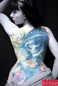 Tatuaggi creativi a schiena piena per donna