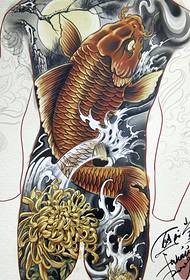 Классический рисунок татуировки хризантемы с кальмарами
