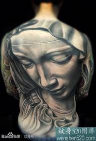 Buong back female 3d portrait tattoo na gawa