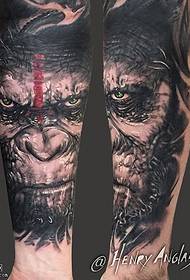 Arm arrabbiatu mudellu di tatuaggi di orangutan
