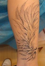 patrón de tatuaje de alas de pierna de moda clásica