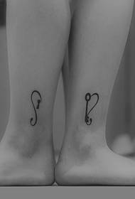 modello di tatuaggio di coppia semplice gamba bassa chiave personalità