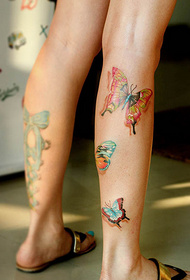 fermoso patrón de tatuaxe de mariposa 3D do becerro
