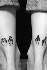 perfetta immagine del tatuaggio totem delle gambe 38562 - guarda le immagini del tatuaggio a due gambe l'una dell'altra