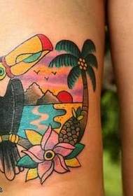 Uzorak tetovaže nogu Toucan