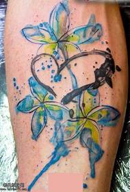 Мастило флорална татуировка на крака