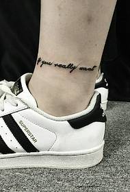 casan beaga beaga dealbh tatù Beurla cho ìosal