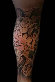 Lotus και Prajna συνδυάζονται μοτίβο τατουάζ πόδι