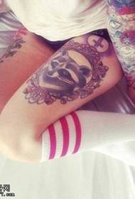 Cor da perna bela tatuagem padrão
